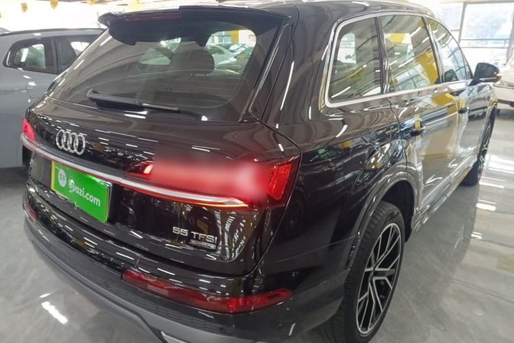 Used Audi Q7 2021 55 TFSI quattro S line Sport model Exterior 5