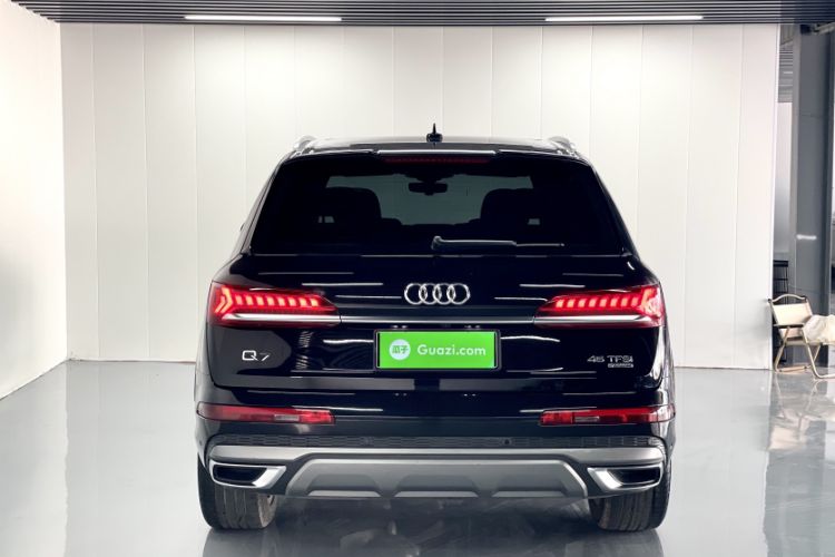 Used Audi Q7 2021 45 TFSI quattro S line Sport model Exterior 5