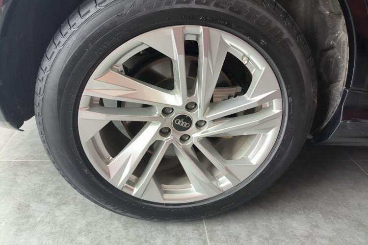 Used Audi Q7 2021 45 TFSI quattro S line Sport model Exterior 5