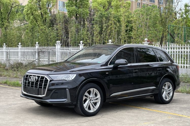 Used Audi Q7 2021 45 TFSI quattro S line Sport model Exterior 5