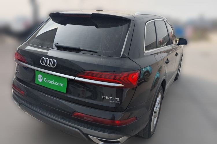 Used Audi Q7 2021 45 TFSI quattro S line Sport model Exterior 5