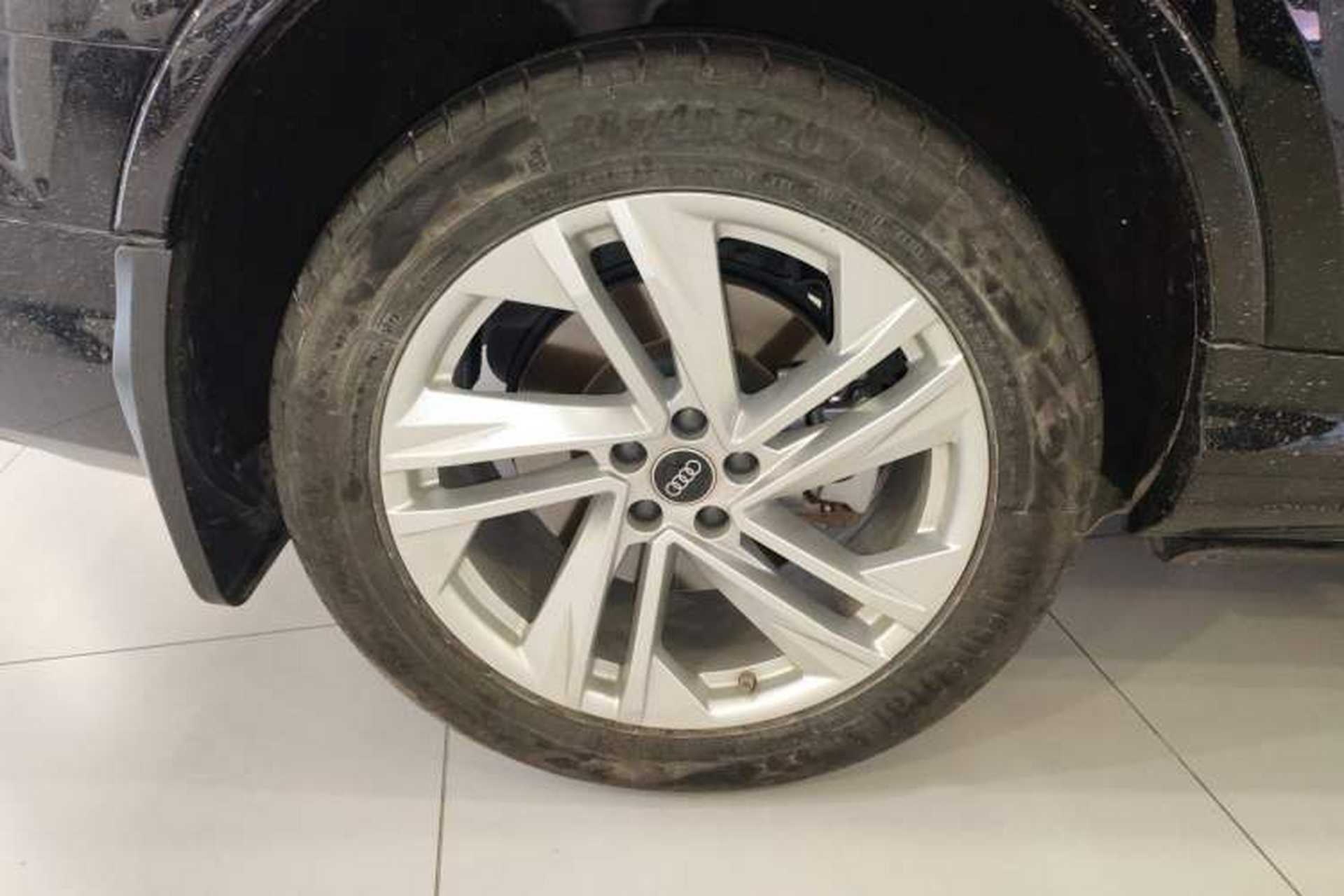 Used Audi Q7 2021 55 TFSI quattro S line Sport model Exterior 5