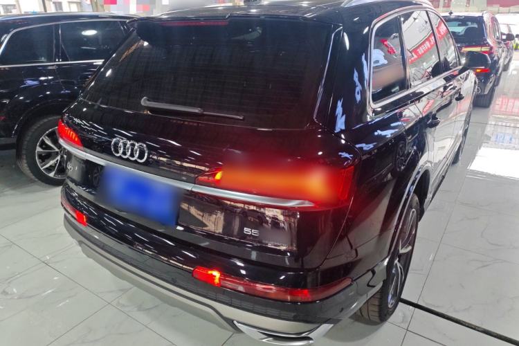 Used Audi Q7 2021 55 TFSI quattro S line Sport model Exterior 5