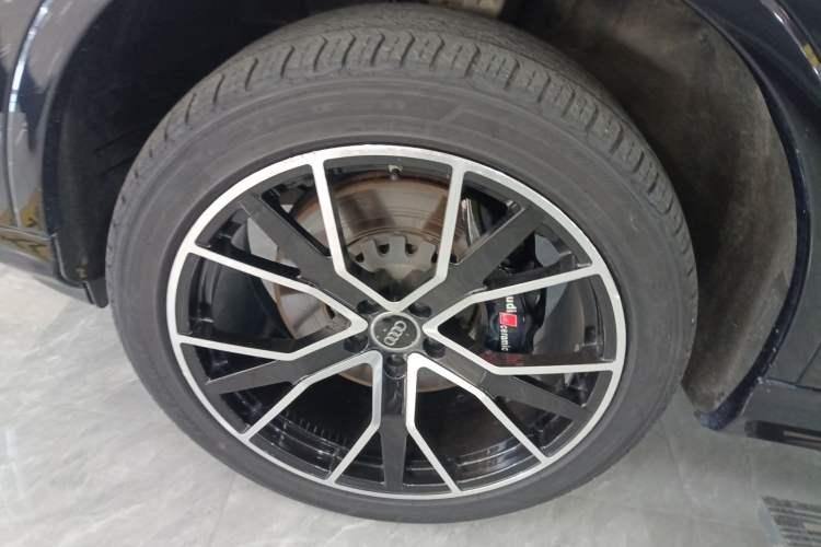 Used Audi Q7 2021 55 TFSI quattro S line Sport model Exterior 7