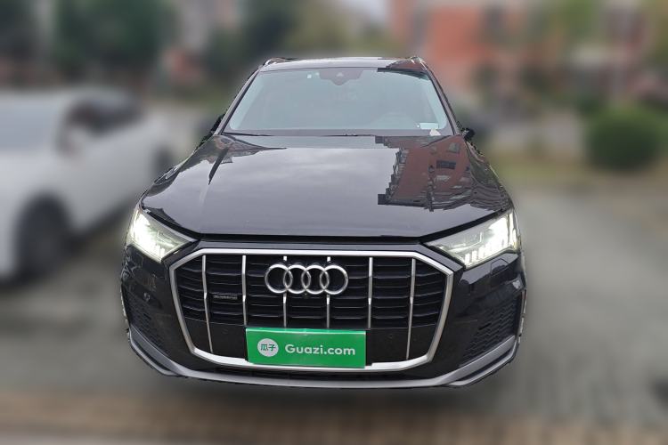 Used Audi Q7 2021 45 TFSI quattro S line Sport model Front