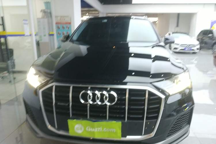 Used Audi Q7 2021 55 TFSI quattro S line Sport model Front