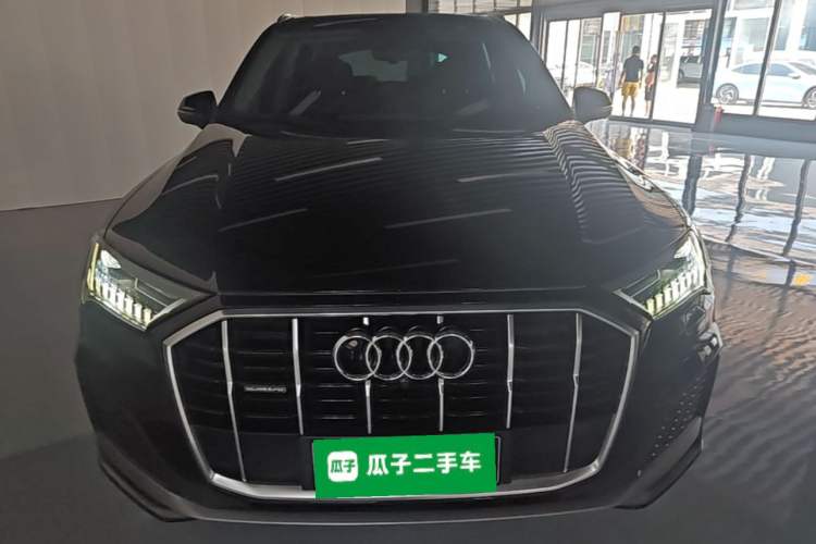 Used Audi Q7 2021 45 TFSI quattro S line Sport model Front