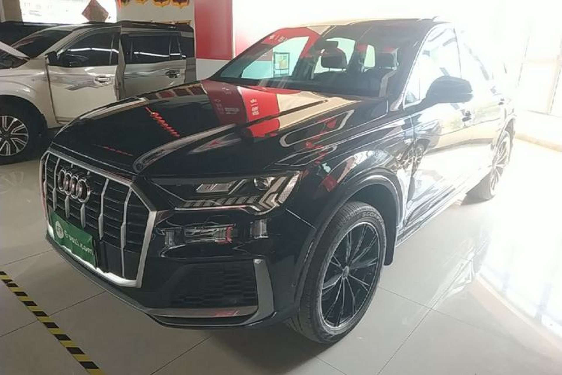 Used Audi Q7 2021 55 TFSI quattro S line Sport model Front Left 45 Deg