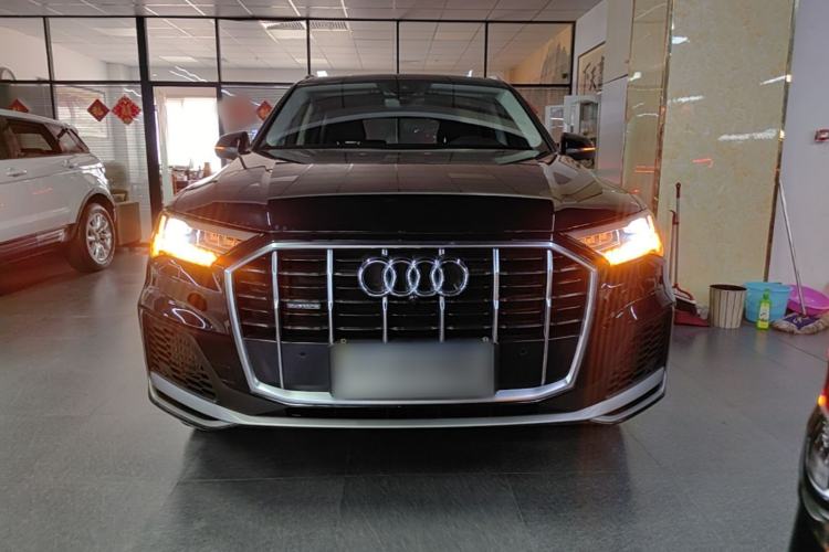 Used Audi Q7 2021 55 TFSI quattro S line Sport model Front