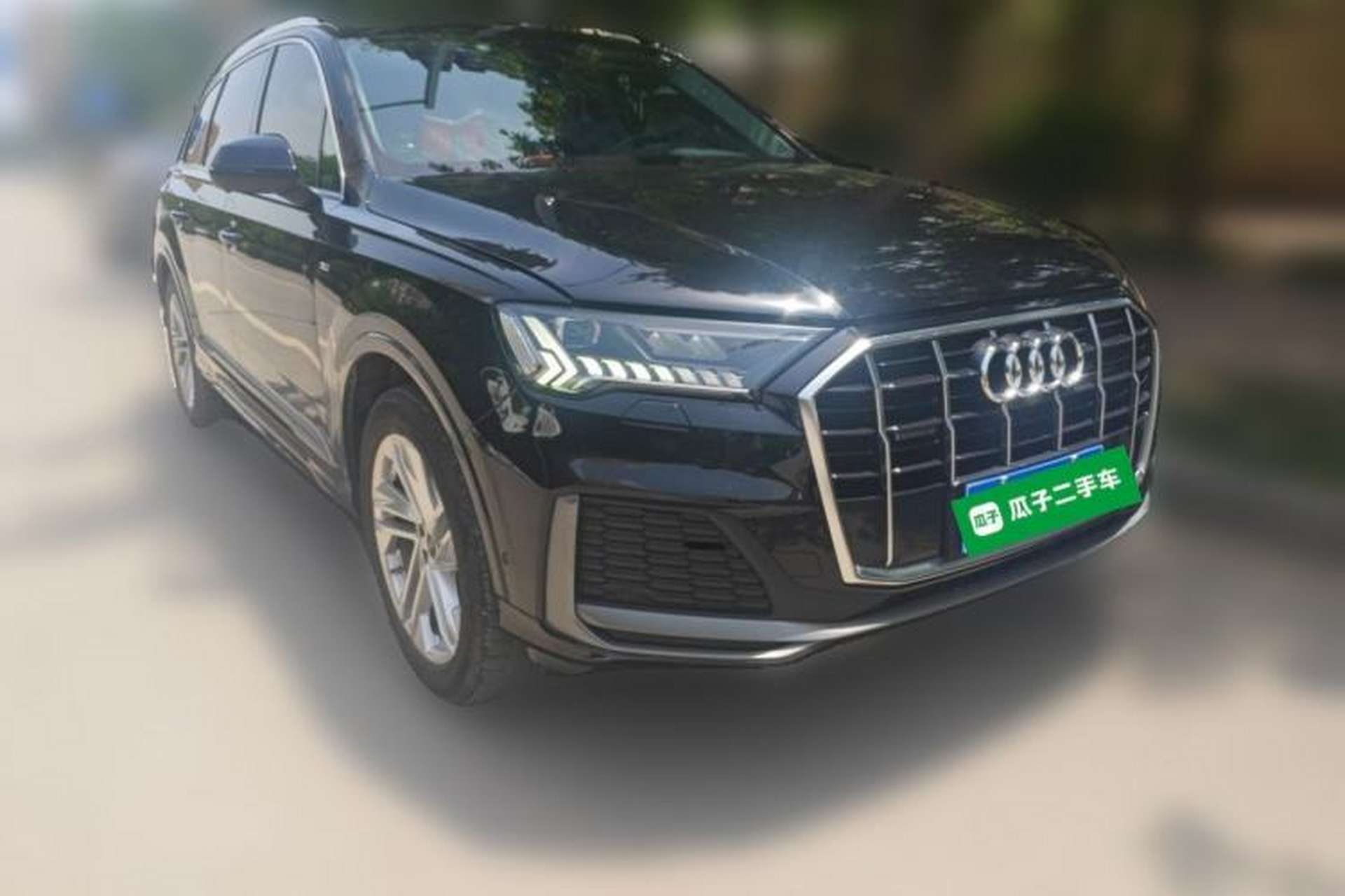 Used Audi Q7 2021 45 TFSI quattro S line Sport model Front Right 45 Deg