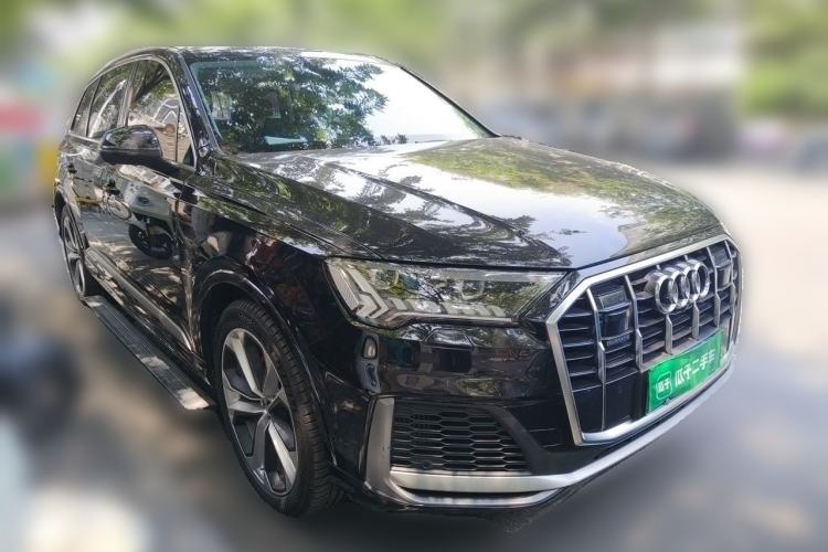Used Audi Q7 2021 55 TFSI quattro S line Prestige Edition Front Right 45 Deg