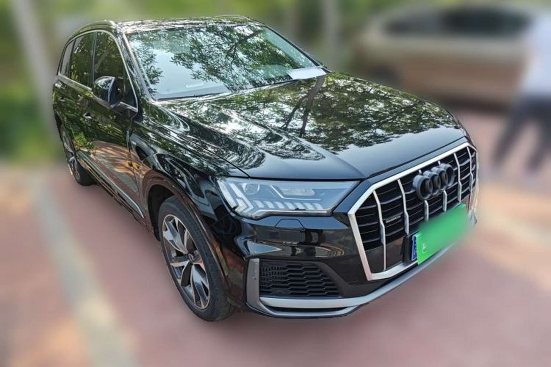 Used Audi Q7 2021 55 TFSI quattro S line Sport model Front Right 45 Deg