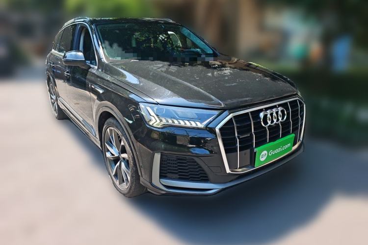 Used Audi Q7 2021 55 TFSI quattro S line Sport model Front Right 45 Deg
