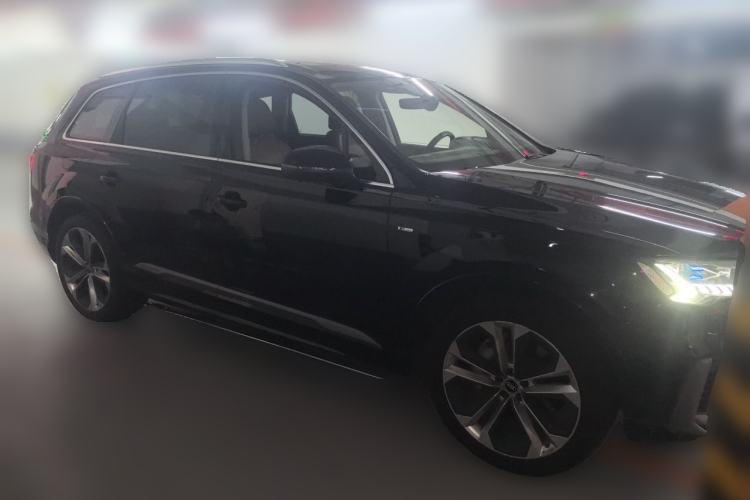 Used Audi Q7 2021 55 TFSI quattro S line Prestige Edition Front Right 45 Deg