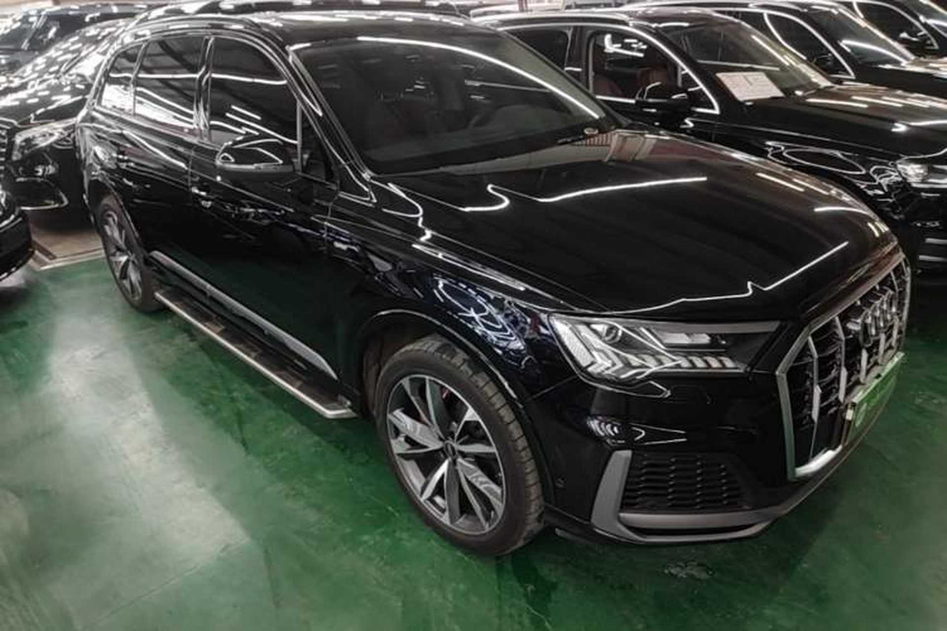 Used Audi Q7 2021 55 TFSI quattro S line Sport model Front Right 45 Deg