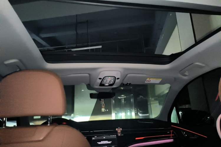 Used Audi Q7 2021 55 TFSI quattro S line Sport model Headliner