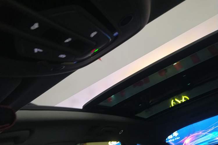 Used Audi Q7 2021 55 TFSI quattro S line Sport model Headliner