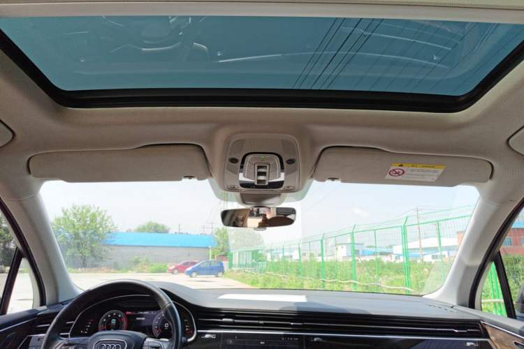 Used Audi Q7 2021 55 TFSI quattro S line Sport model Headliner
