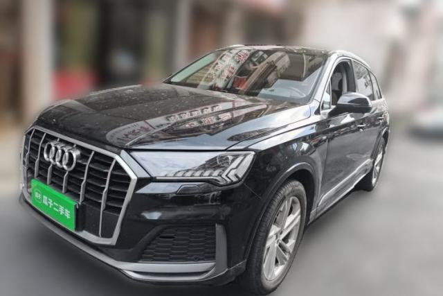 Używany Audi Q7 2021 45 TFSI quattro S line Sport model