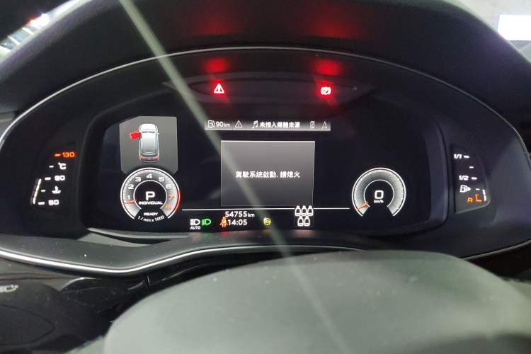 Used Audi Q7 2021 55 TFSI quattro S line Sport model Instrument Cluster