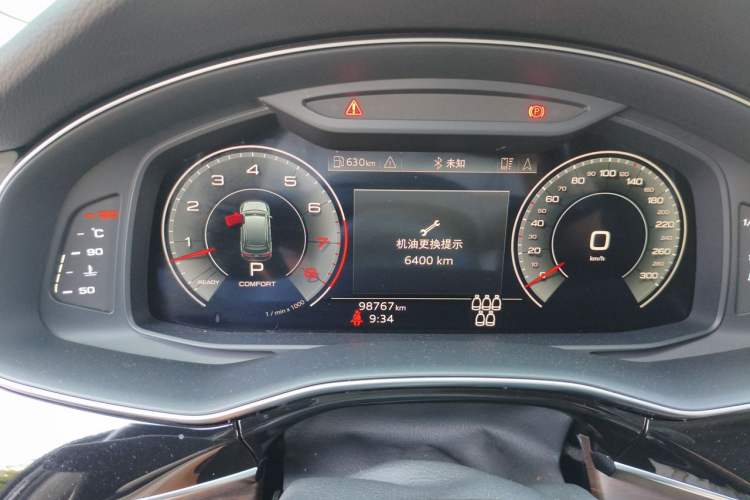Used Audi Q7 2021 55 TFSI quattro S line Sport model Instrument Cluster