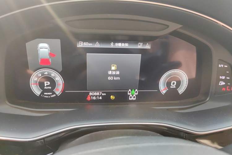 Used Audi Q7 2021 45 TFSI quattro S line Sport model Instrument Cluster