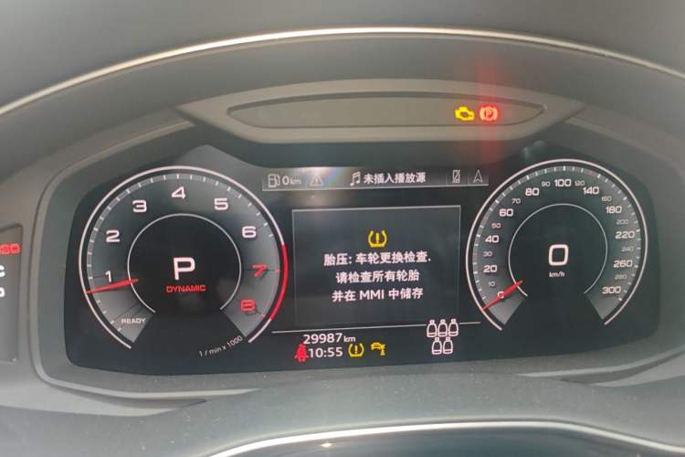 Used Audi Q7 2021 55 TFSI quattro S line Sport model Instrument Cluster