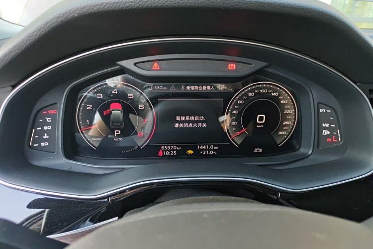 Used Audi Q7 2021 55 TFSI quattro S line Sport model Instrument Cluster
