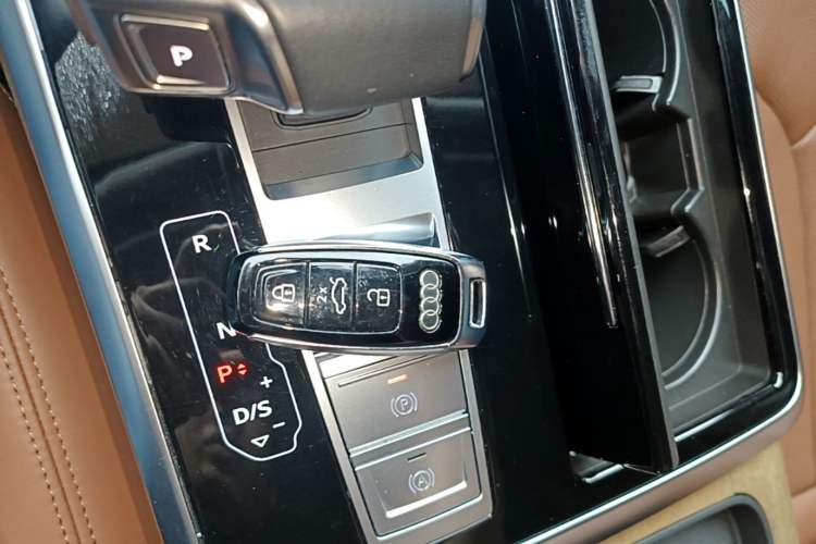 Used Audi Q7 2021 55 TFSI quattro S line Prestige Edition Interior 1