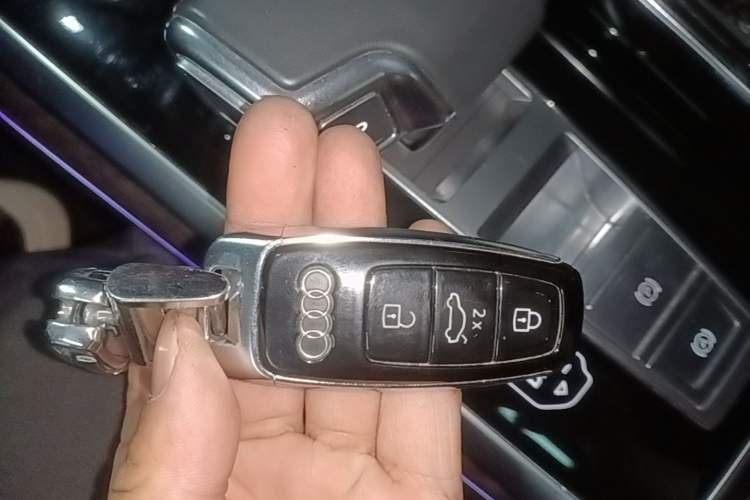 Used Audi Q7 2021 55 TFSI quattro S line Sport model Interior 1