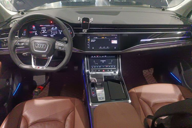 Used Audi Q7 2021 55 TFSI quattro S line Sport model Interior 2