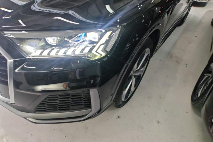 Used Audi Q7 2021 55 TFSI quattro S line Prestige Edition Left Front Headlight