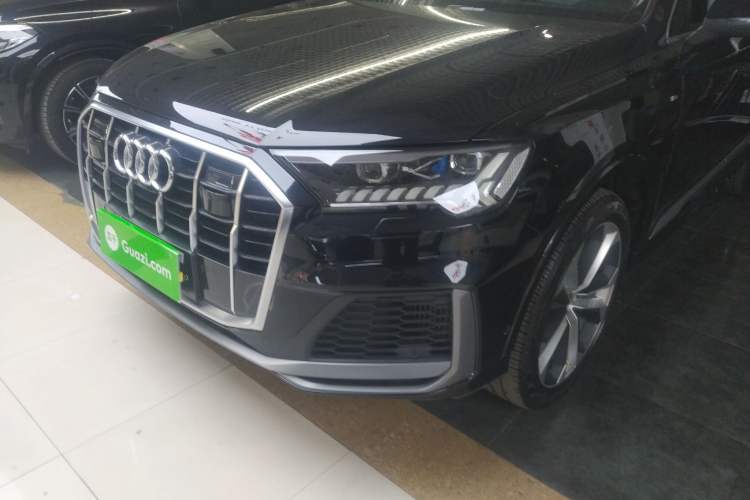 Used Audi Q7 2021 55 TFSI quattro S line Prestige Edition Left Front Headlight