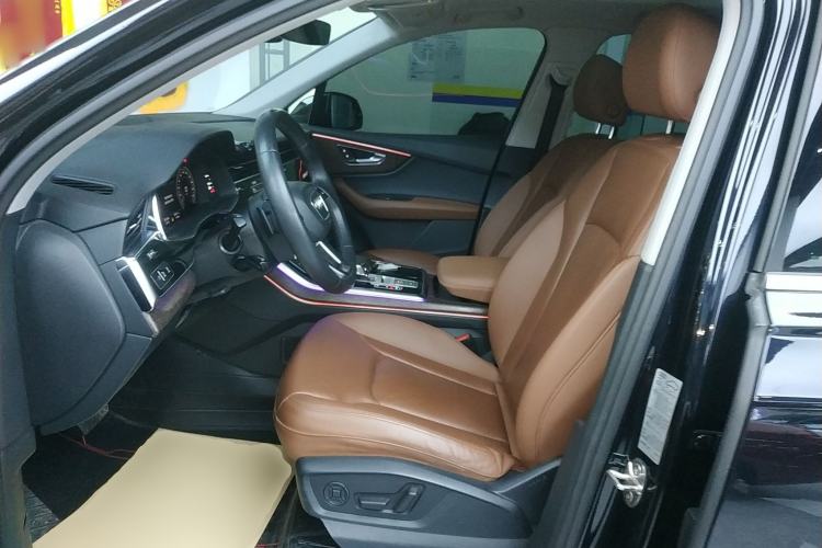 Used Audi Q7 2021 55 TFSI quattro S line Sport model Left Front Seat