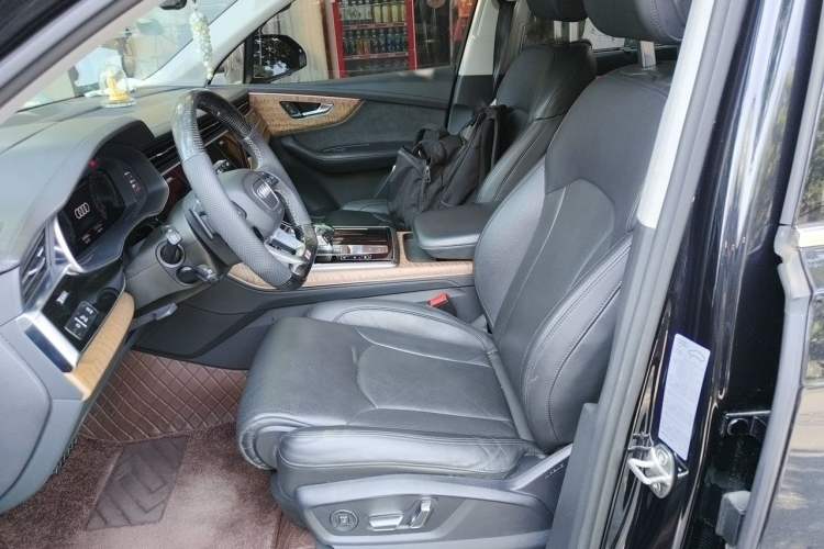 Used Audi Q7 2021 55 TFSI quattro S line Prestige Edition Left Front Seat