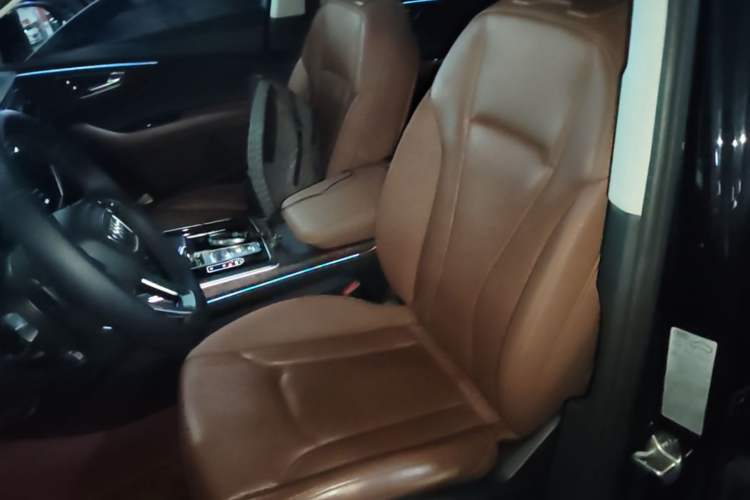 Used Audi Q7 2021 55 TFSI quattro S line Sport model Left Front Seat