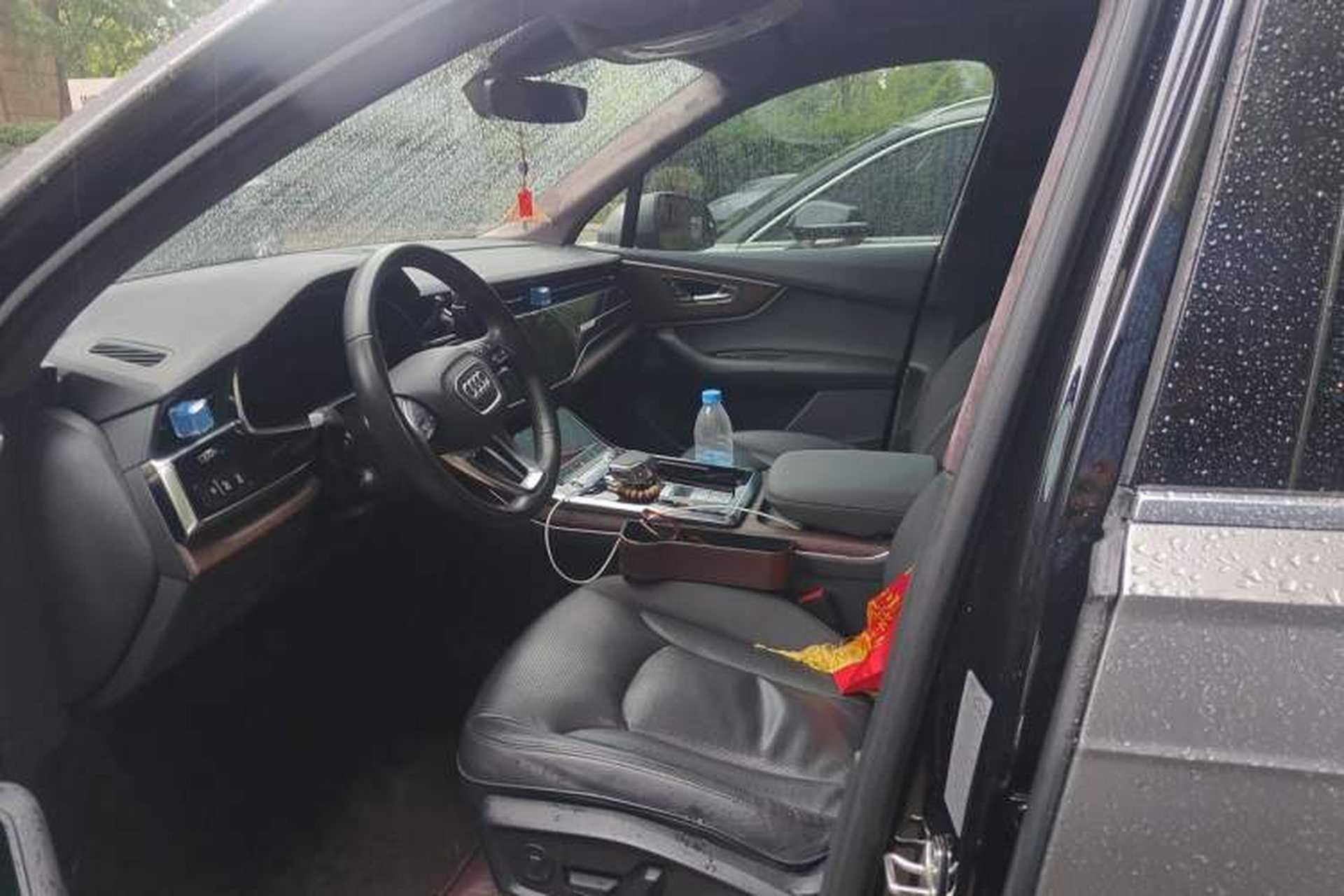 Used Audi Q7 2021 45 TFSI quattro S line Sport model Left Front Seat