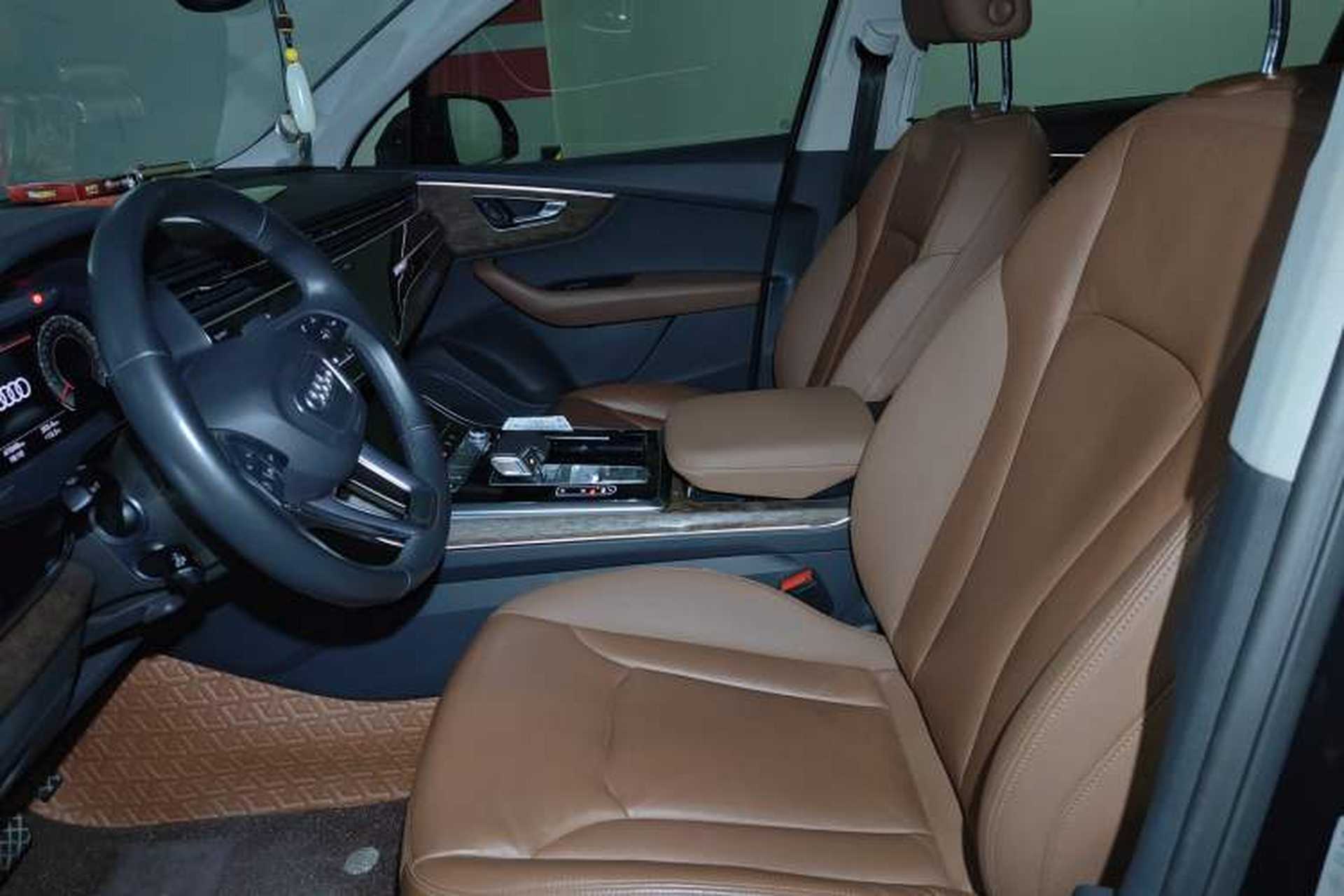 Used Audi Q7 2021 45 TFSI quattro S line Sport model Left Front Seat