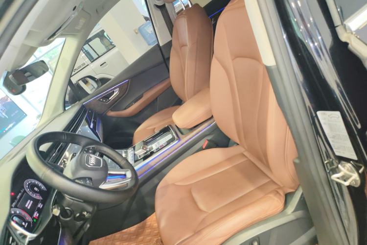 Used Audi Q7 2021 55 TFSI quattro S line Sport model Left Front Seat
