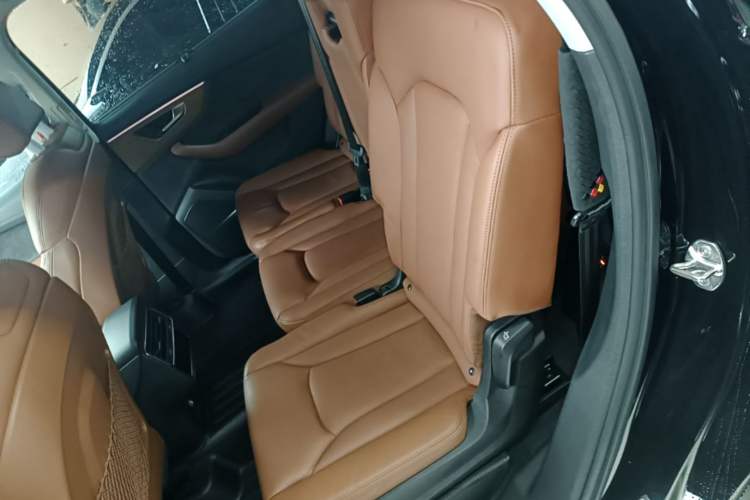 Used Audi Q7 2021 55 TFSI quattro S line Prestige Edition Left Rear Seat