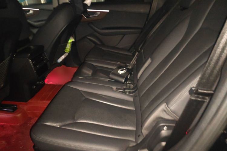 Used Audi Q7 2021 55 TFSI quattro S line Sport model Left Rear Seat