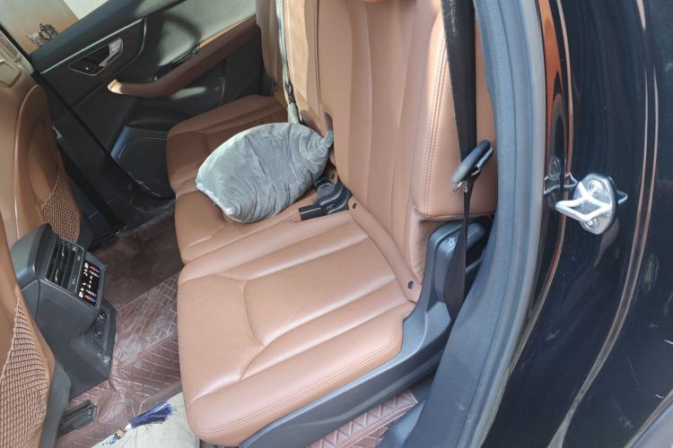 Used Audi Q7 2021 55 TFSI quattro S line Sport model Left Rear Seat
