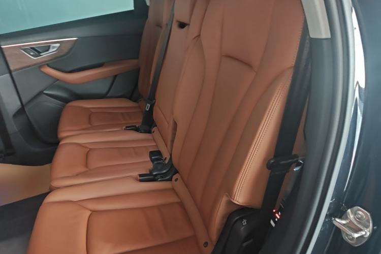 Used Audi Q7 2021 45 TFSI quattro S line Sport model Left Rear Seat