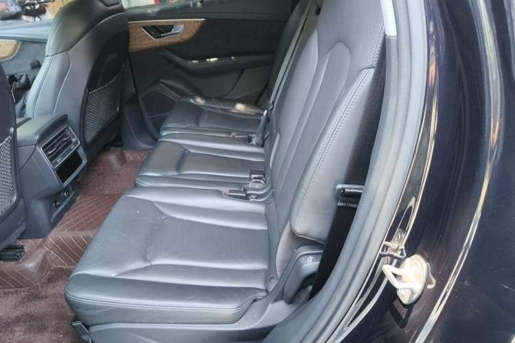 Used Audi Q7 2021 55 TFSI quattro S line Prestige Edition Left Rear Seat