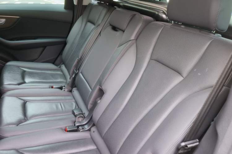 Used Audi Q7 2021 55 TFSI quattro S line Sport model Left Rear Seat