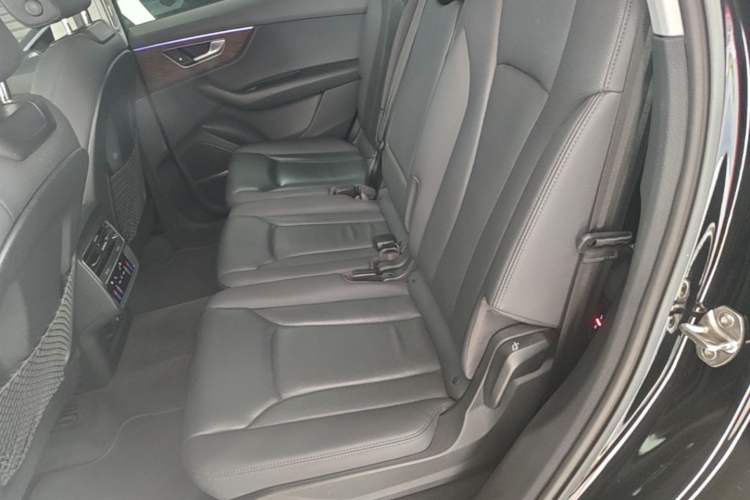 Used Audi Q7 2021 55 TFSI quattro S line Sport model Left Rear Seat