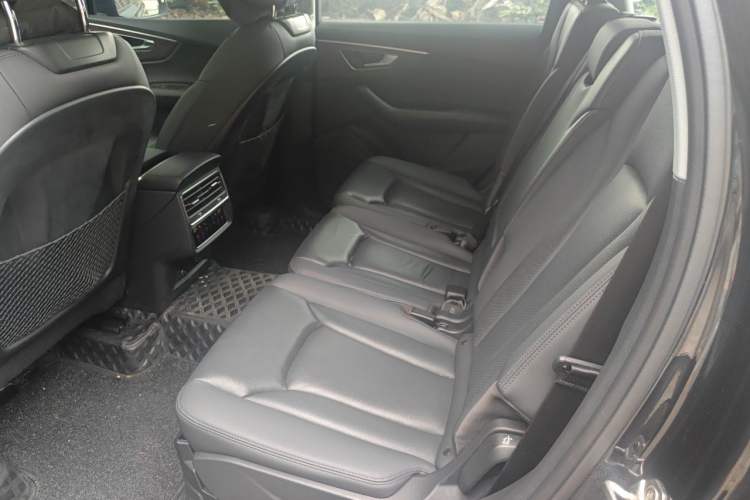 Used Audi Q7 2021 55 TFSI quattro S line Sport model Left Rear Seat