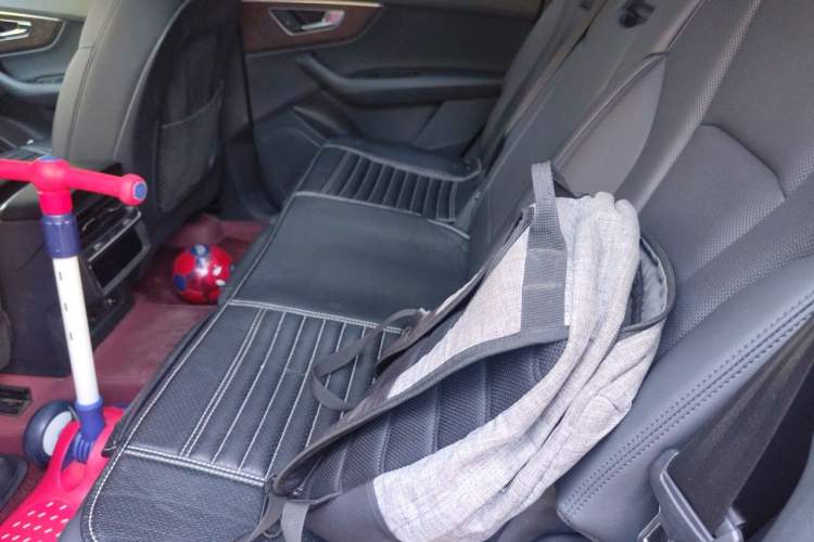 Used Audi Q7 2021 45 TFSI quattro S line Sport model Left Rear Seat