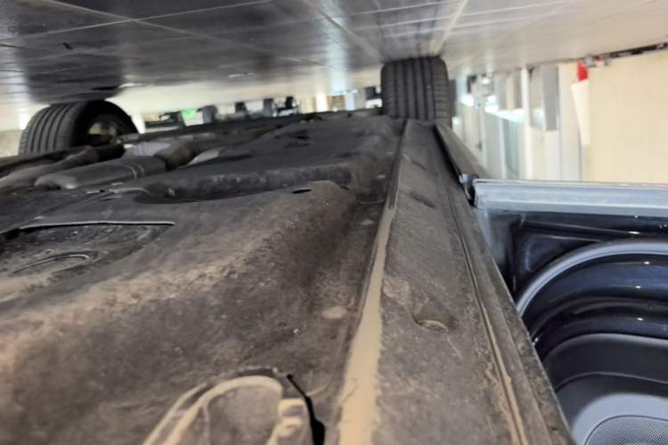 Used Audi Q7 2021 55 TFSI quattro S line Sport model Left Side Sill