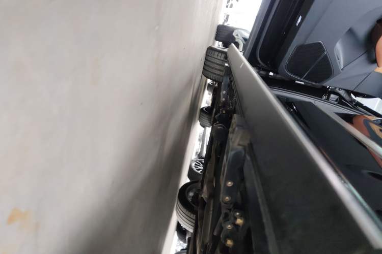 Used Audi Q7 2021 55 TFSI quattro S line Prestige Edition Left Side Sill